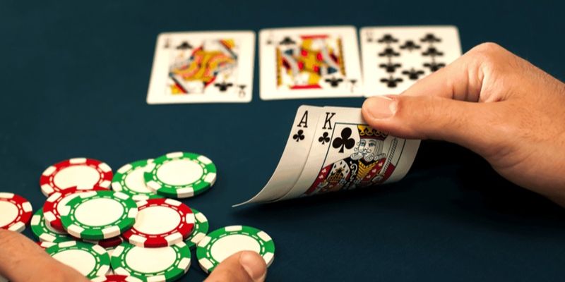Cách chơi bài xì dách dễ theo dõi hơn trên FB88